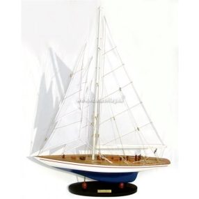 Model lodi Enterprise s nátěrem L60