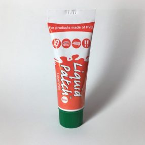 Tekuté lepidlo na PVC v zelené barvě KOL