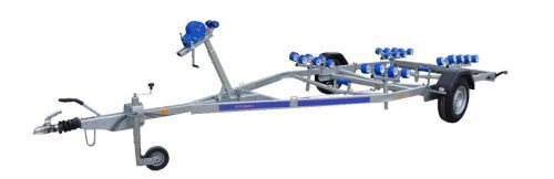 Přívěsný vozík na přepravu lodí Alfa Super 750 kg na kolečkách do 5,5 m 