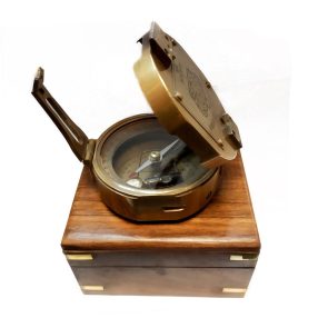 Iránytű Brunton antik fadobozzal VVL