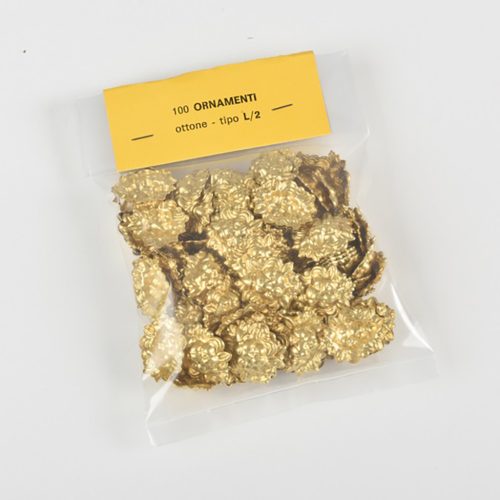 Oroszlánfej ornamentika réz 10 darab VVL